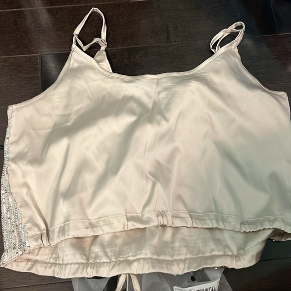 NEW Glitter Sequin Tank Top - Picture 4 of 5